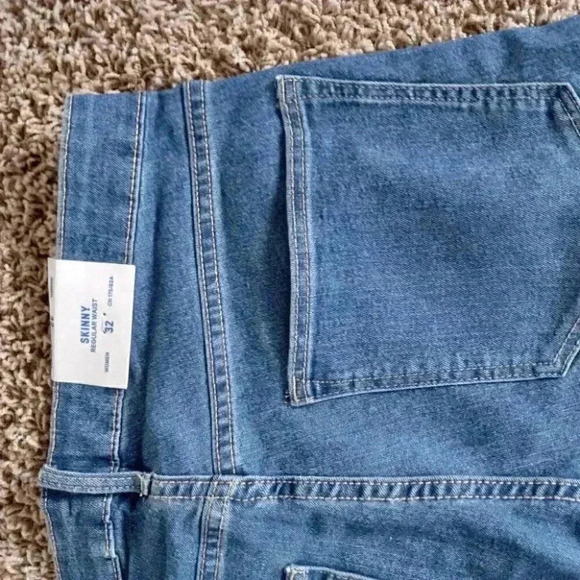 H&M Skinny Regular Waist Jeans - Picture 3 of 4